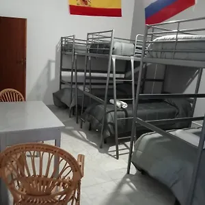 Dama Hostelbb Naples